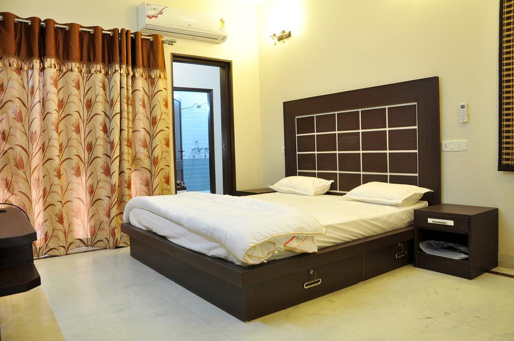 Mohini Home Stay Agra  Rom bilde