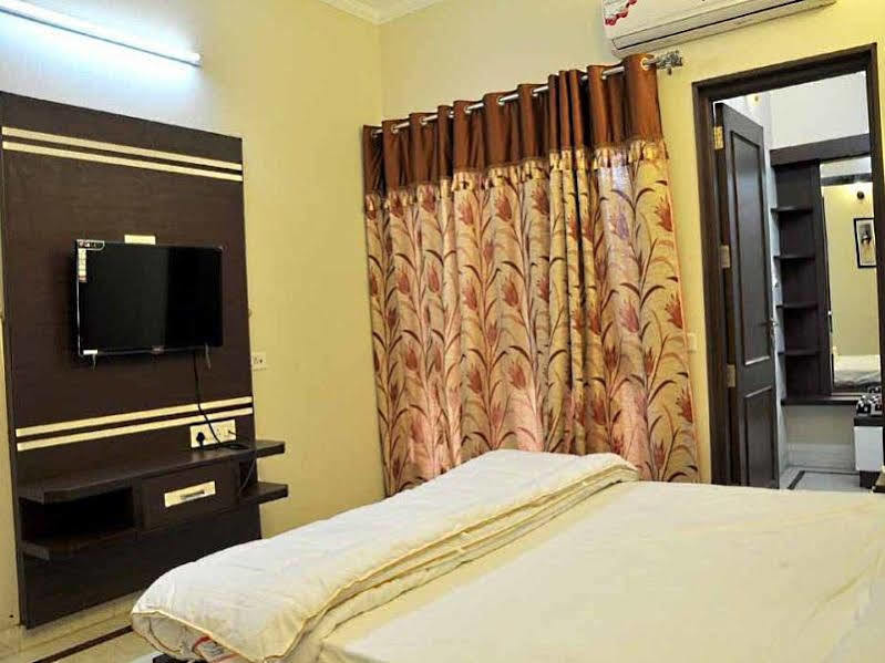 Mohini Home Stay Agra  Eksteriør bilde